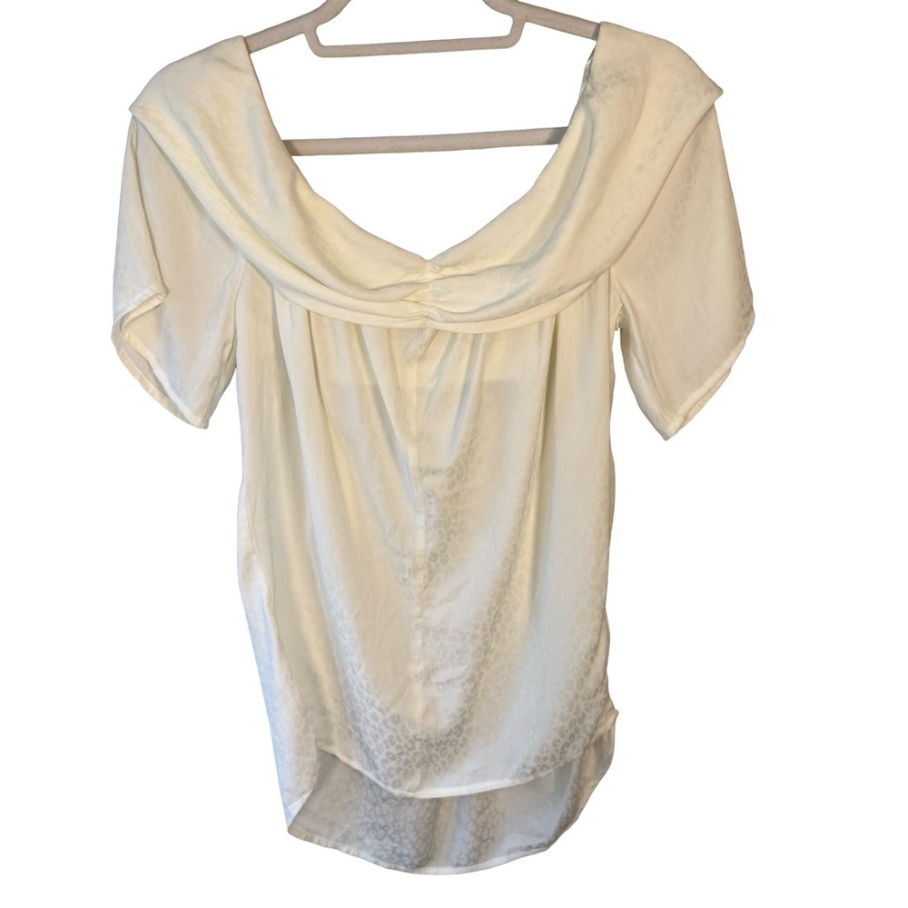 Current Air White Animal Print Blouse Size M Neutral Minimalist Quiet Luxury - Picture 2 of 9